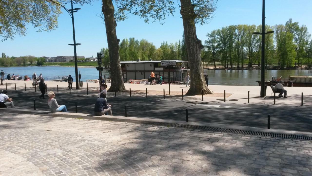 Appart La Gabare - Face Loire Quai Du Chatelet أورلييو المظهر الخارجي الصورة